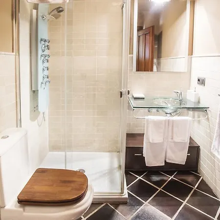 Buga Ii * Posada De Llanes